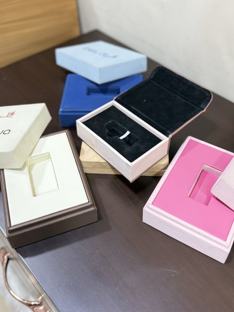 pendrive box